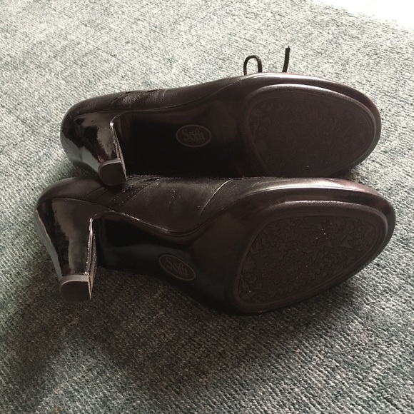 Lace-up Mary Janes - Picture 3 of 4